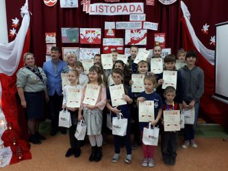 Podsumowanie Gminnego Konkursu Plastycznego " 100 lat Niepodległej